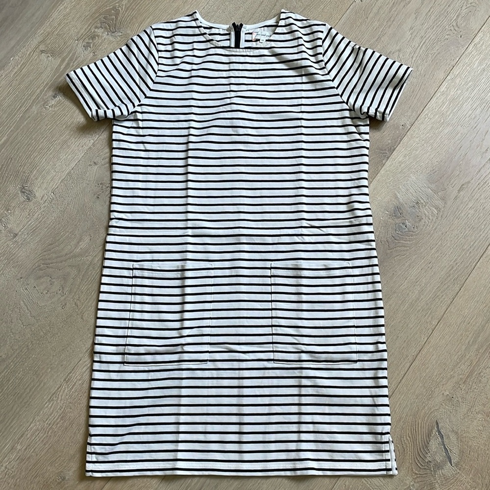 Chinti & Parker Black & White Striped Tee Dress. Size XS.